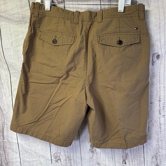 Tommy Hilfiger Men’s Khaki Shorts 34 - Picture 6 of 7
